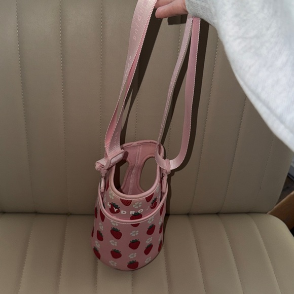 Limited Edition Strawberry Hydrojug Sleeve Pink drink holder Hearts Collection - Picture 8 of 8